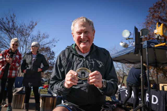 80-Year-Old Sets 100-Mile Age Group Record