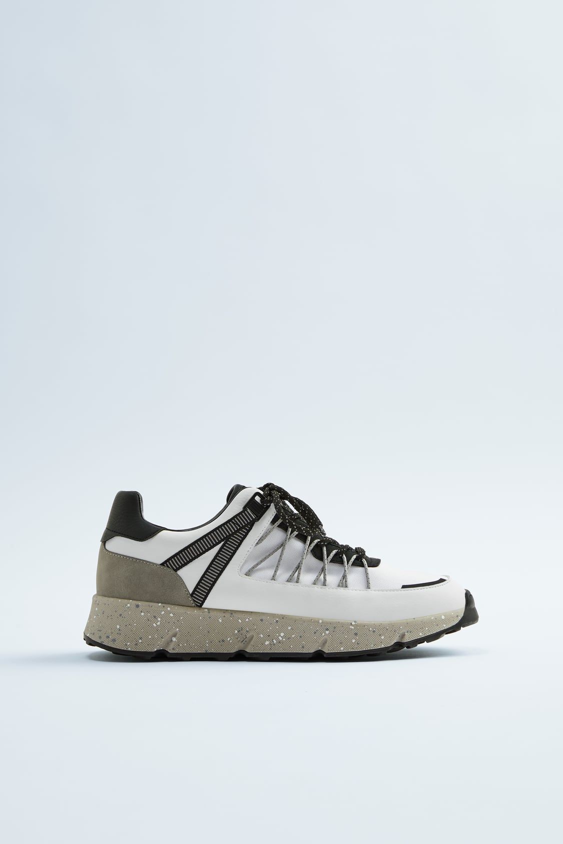 Diez zapatillas de hombre de menos de 50 de Zara Mango o Asos