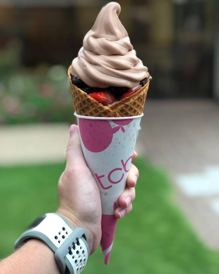 Ice cream, Soft Serve Ice Creams, Frozen dessert, Ice cream cone, Food, Dessert, Gelato, Dondurma, Dairy, Cream, 