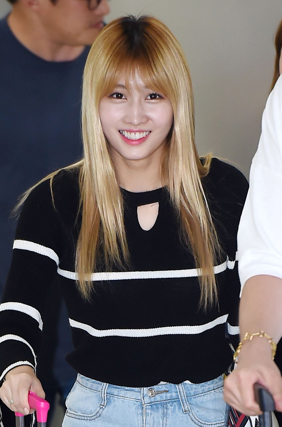 momo of twice arrived at gimpo international airport on september 5, 2016 in south korea 2016 09 05