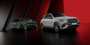 mercedes amg gle 53 2023 kraftstoffverbrauch kombiniert 10,7 – 10,2 l100 km, co2 emissionen kombiniert 244 232 gkm mercedes amg gle 53 2023 combined fuel consumption 107 – 102 lkm, combined co2 emissions 244 232 gkm alle angegebenen werte sind die ermittelten „wltp co₂ werte“ isv art 2 nr 3 durchführungsverordnung eu 20171153 die kraftstoffverbrauchswerte wurden auf basis dieser werte errechnet the stated figures are the measured "wltp co₂ figures" in accordance with art 2 no 3 of implementing regulation eu 20171153 the fuel consumption figures were calculated on the basis of these figures