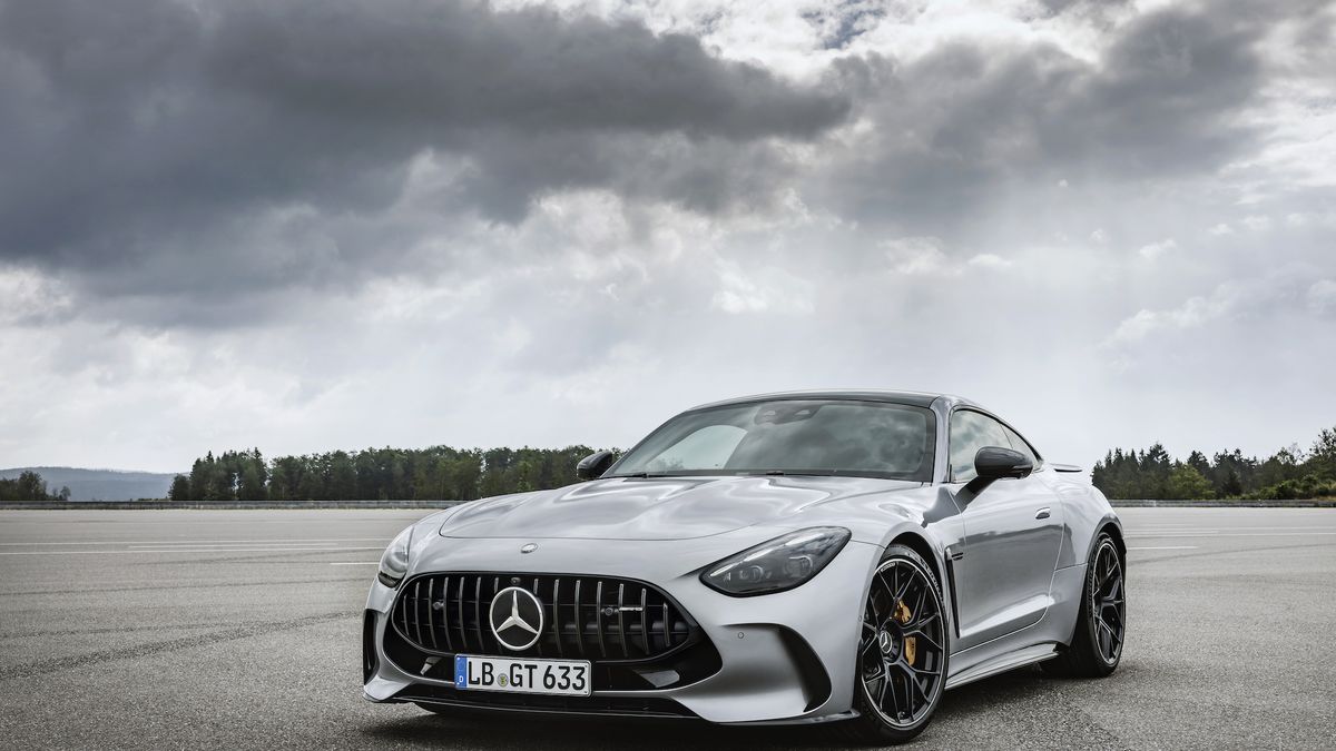 2024 Mercedes-AMG GT 63 Adds Two Seats and All-Wheel Drive