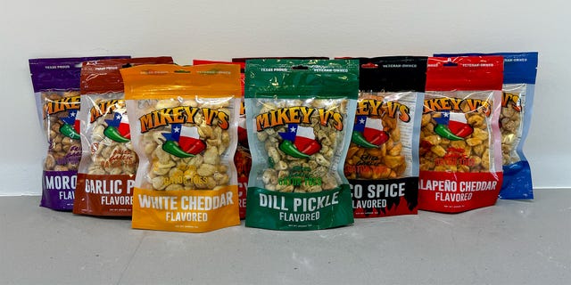 mikey v's deep fried garlic