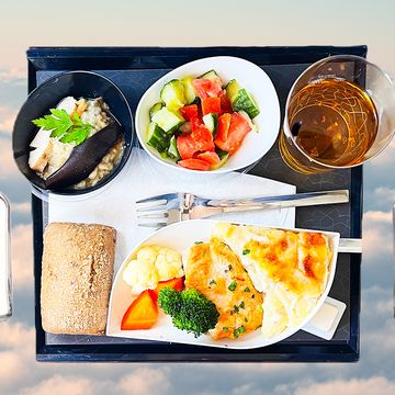 food on airplane