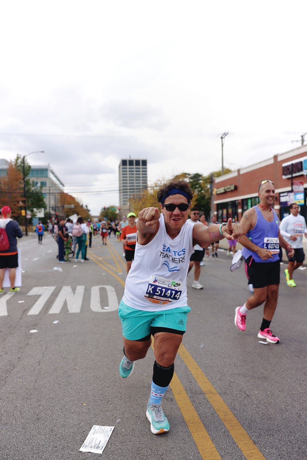 cesar at the chicago marathon