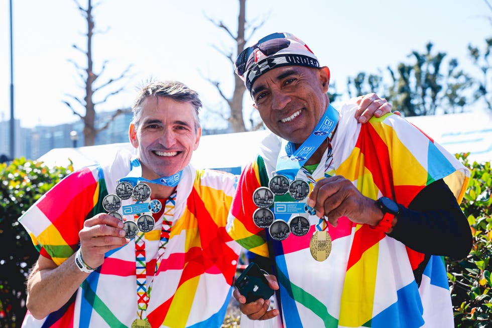 world marathon majors celebrating medals