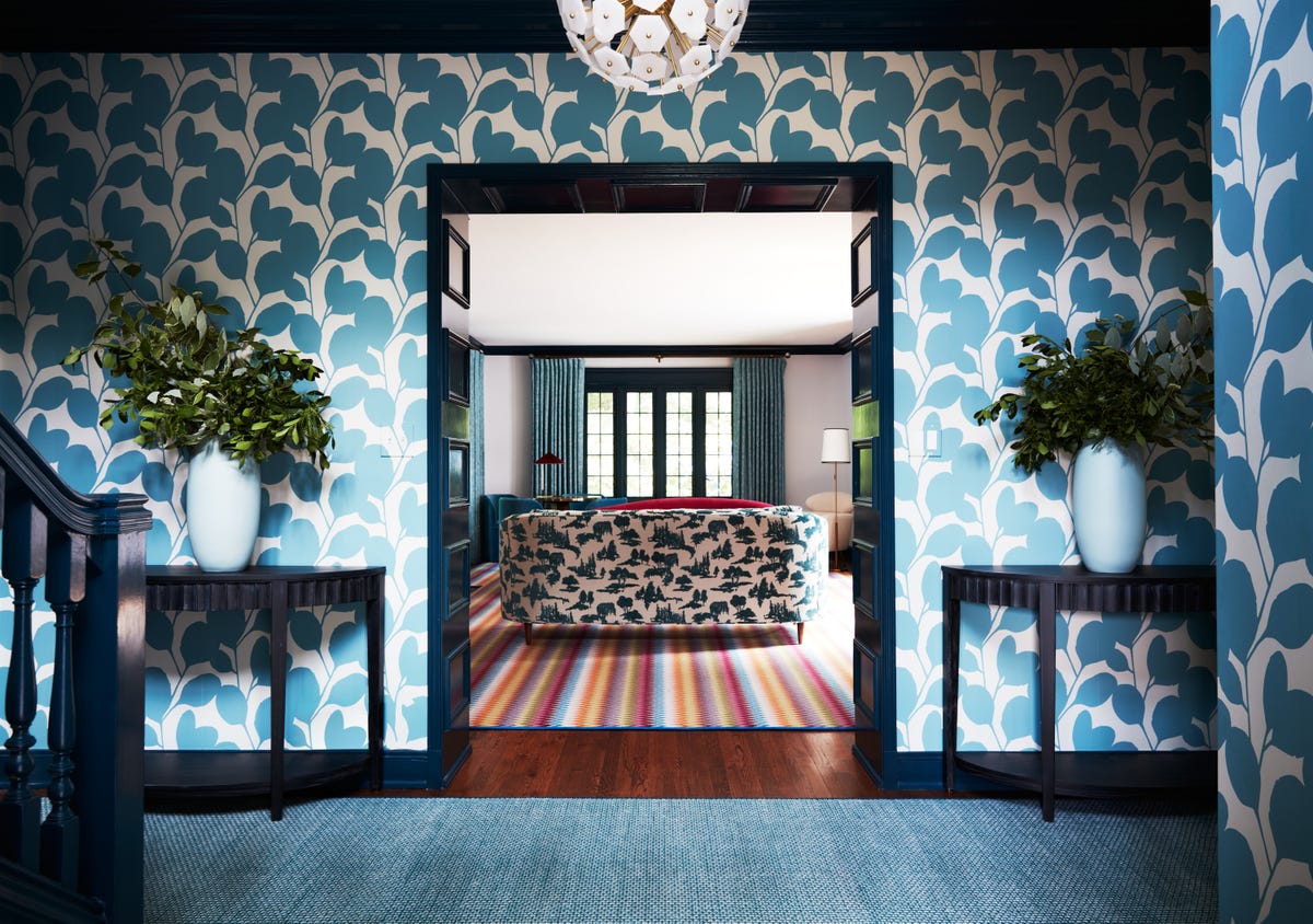 Pattern Drenching Is Taking Over Interior Design in 2025