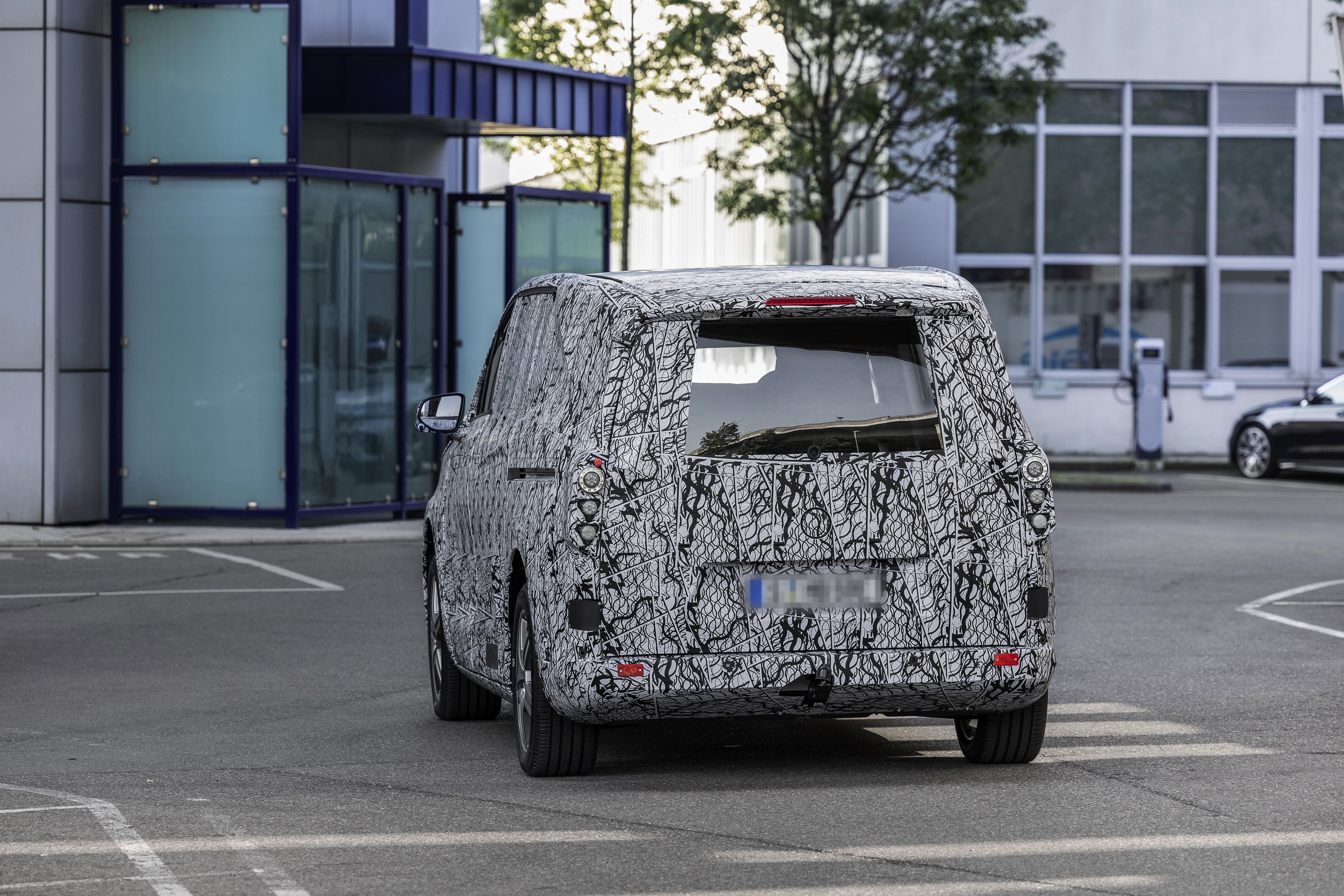 2026 mercedes benz electric van