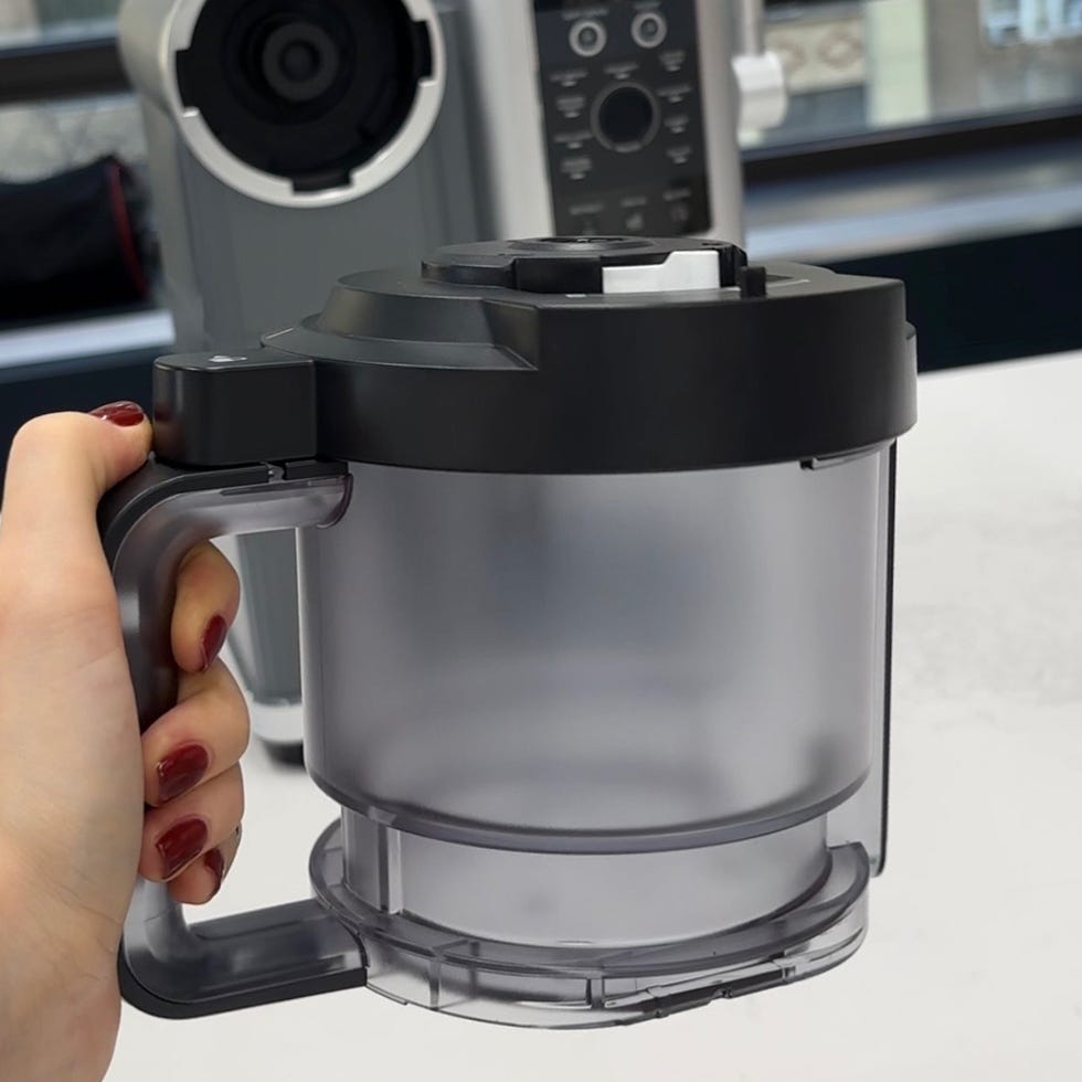 transparent container with a handle for holding and possibly serving contents designed for kitchen use