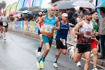 reyes estévez a los 48 años en la media maratón de sevilla 2025