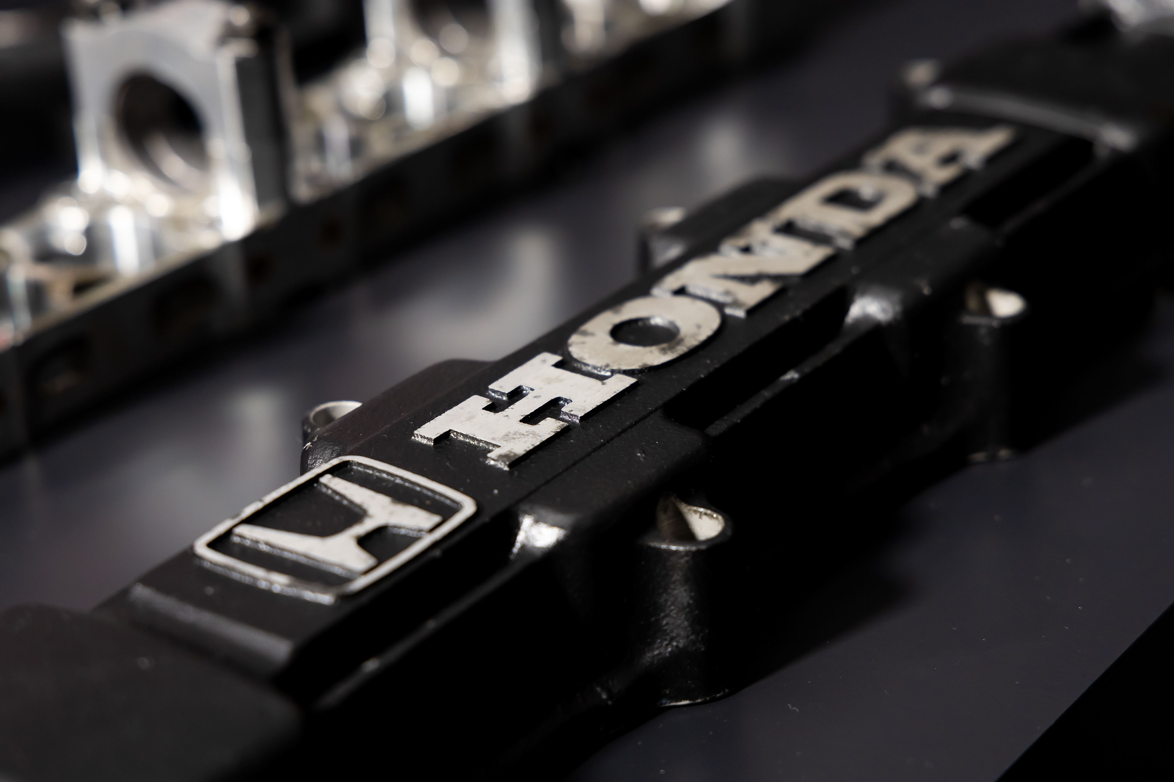 Honda's Racing Arm to Auction V-10 Parts from Senna's F1 Car