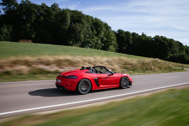 2024 Porsche 718 Spyder RS First Drive Photos