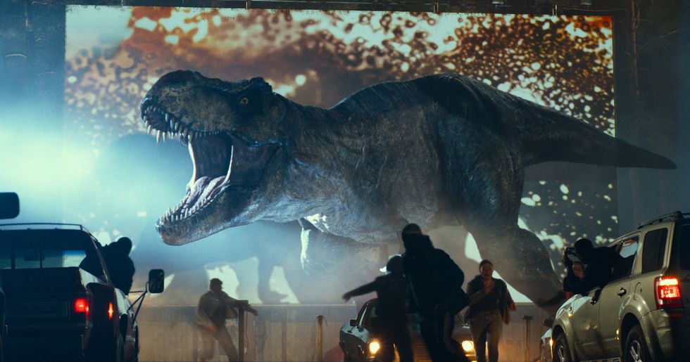 《侏羅紀世界：統霸天下》幕後精彩片段搶先看！《侏儸紀公園》初代元老回歸，一起重返恐龍制霸的疆域