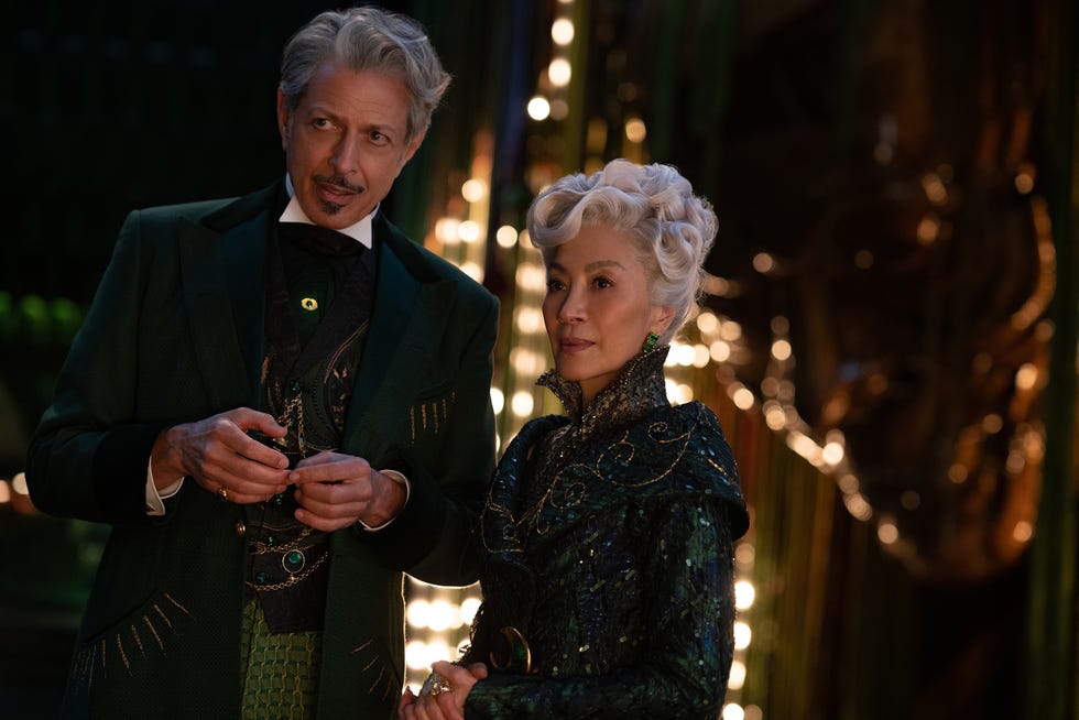 l to r jeff goldblum is the wizard of oz and michelle yeoh is madam morrible in wicked, directed by jon m chu