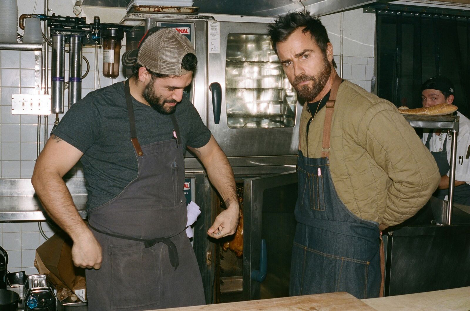 Justin Theroux Knows New York Is the Best City for Good Food