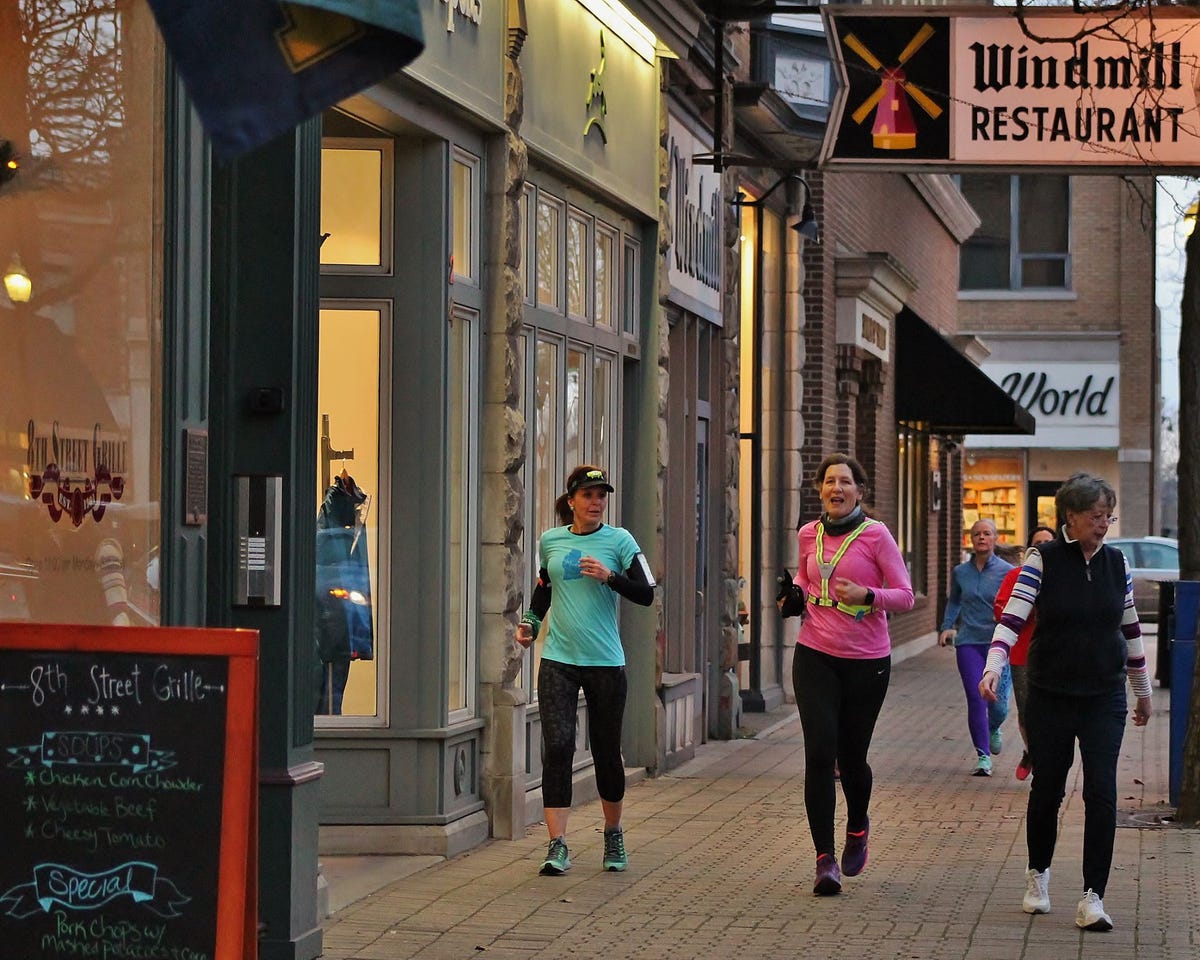 holland running club snowmelt