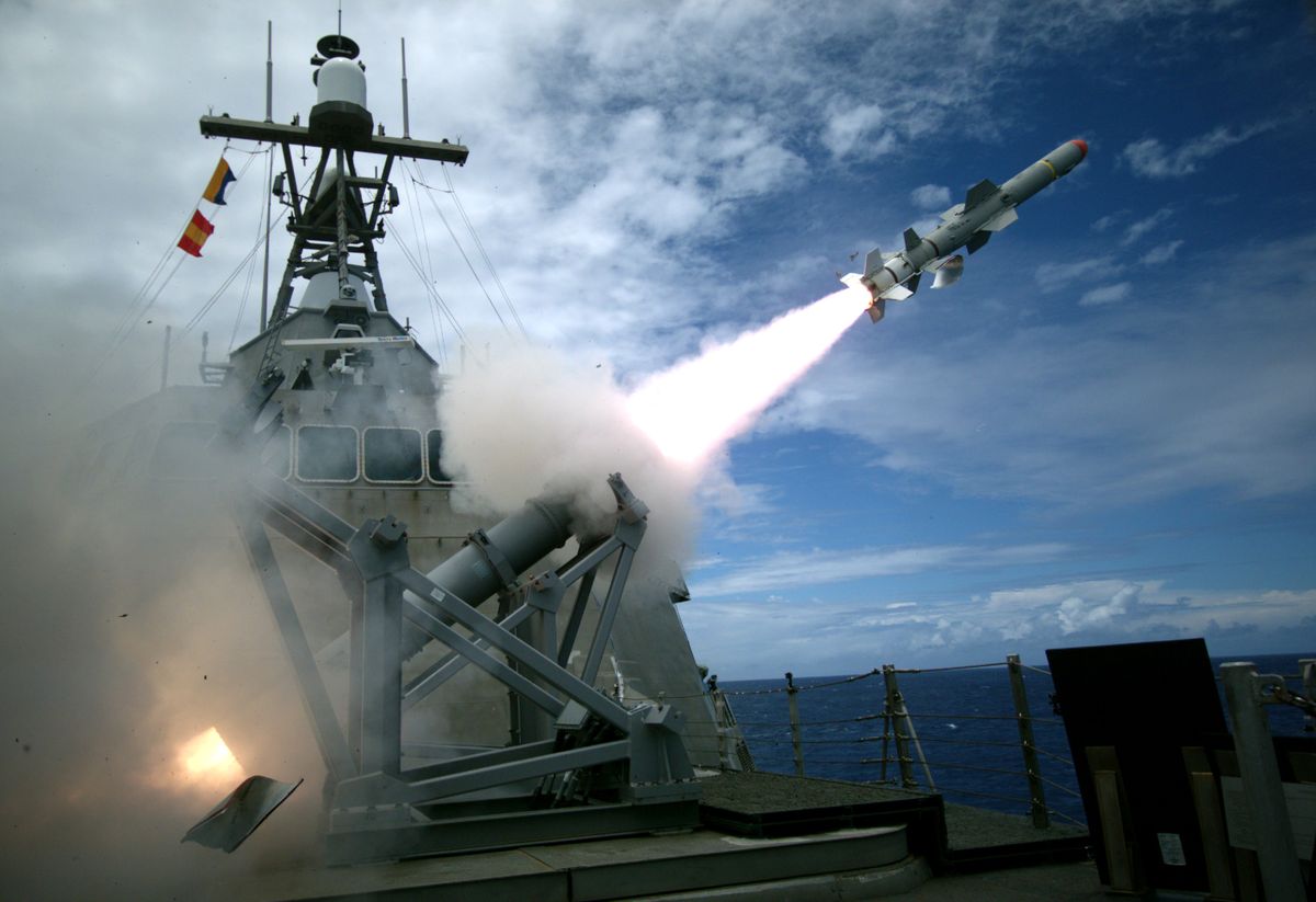 the uss coronado lcs 4 launches the first over the horizon missile engagement using a harpoon block 1c missile as part of rim of the pacific exercise 2016 the world's largest international maritime exercise, rimpac provides a unique training opportunity that helps participants foster and sustain the cooperative relationships that are critical to ensuring the safety of sea lanes and security on the world's oceans us navy photo by lt bryce hadley