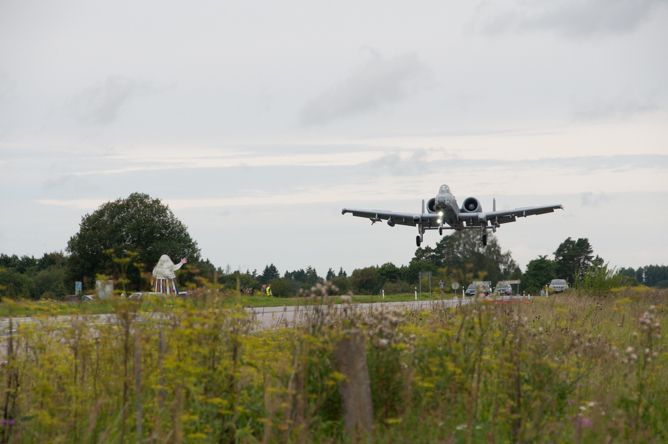 the first of eight a 10s from the 442nd fighter wing, whiteman air force base, missouri, prepares to land on a highway in estonia, aug 1, 2016 local authorities removed street signs and provided security by diverting traffic around the strip and containing a crowd of onlookers ranging from local aviation enthusiasts to embassy members the highway landing highlighted the us air force’s tactical capabilities as well as displayed the partnership between the us and estonia that allowed for the coordination of the event us air force photo by senior airman missy sterlingreleased