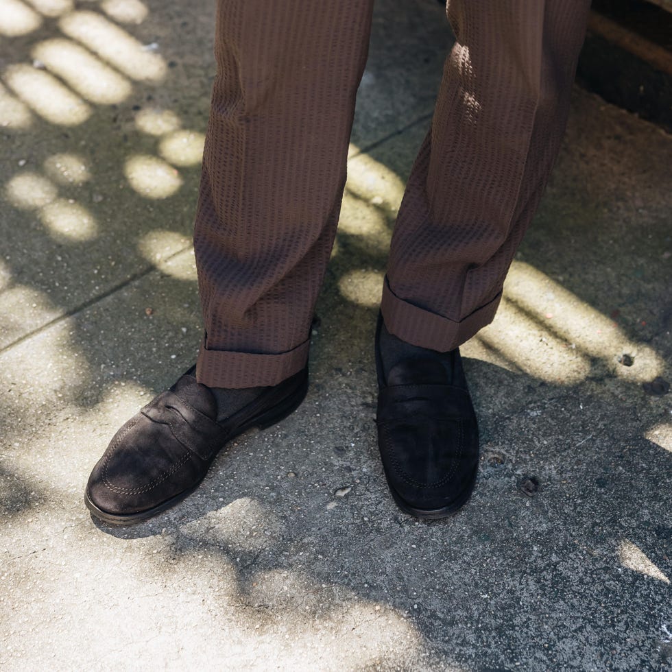 another look from mueser, this time with socks.