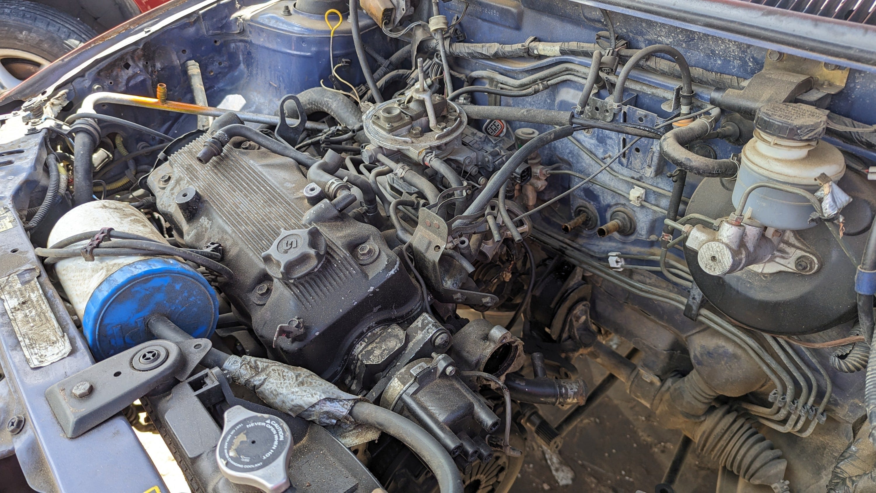 350k-Mile 1997 Geo Metro LSi Hatchback in Colorado Junkyard