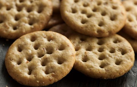 whole wheat crackers