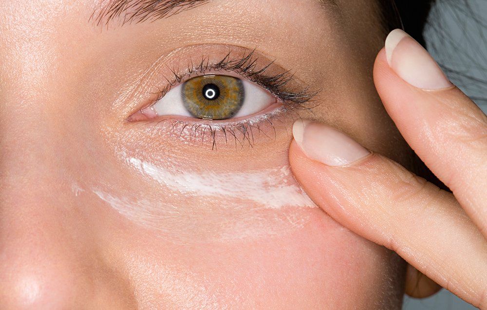 How to treat bags under eyes