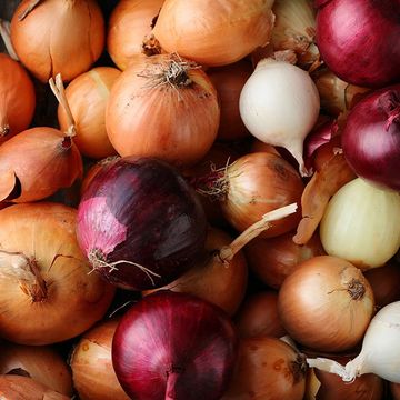 red onions vs white onions which is healthier for you