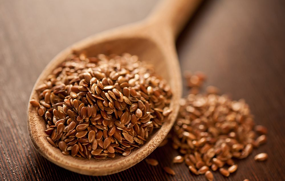 How To Use Flax Seeds For Hair Growth In Hindi  बल पर अलस कस लगए   Balon mein alsi kaise lagaen