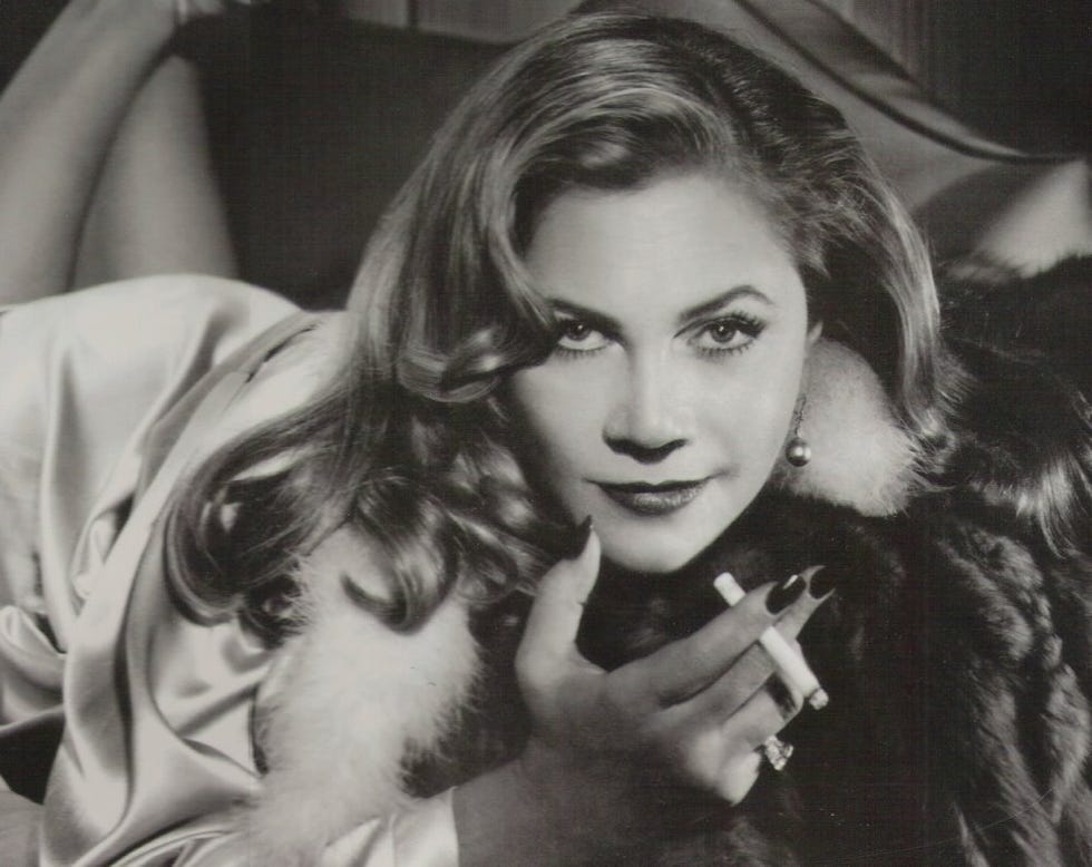 An early headshot of Kathleen Turner