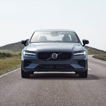 2023 volvo s60 and v60