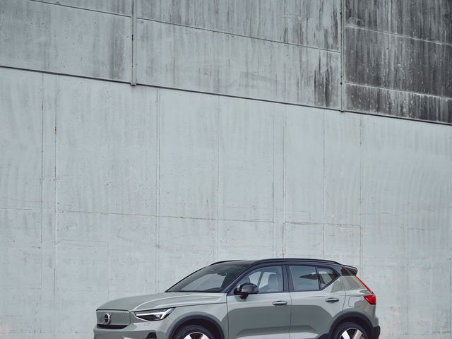 Volvo XC40 Recharge Review, Pricing, and