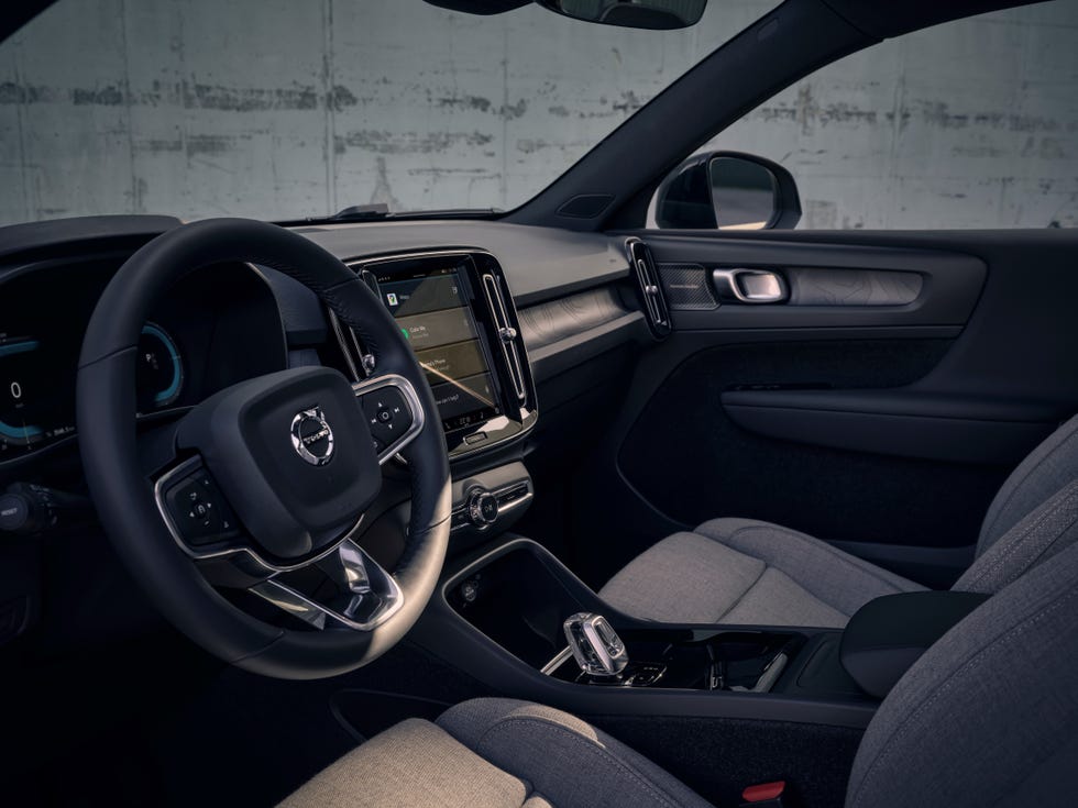 2024 volvo xc40 recharge interior