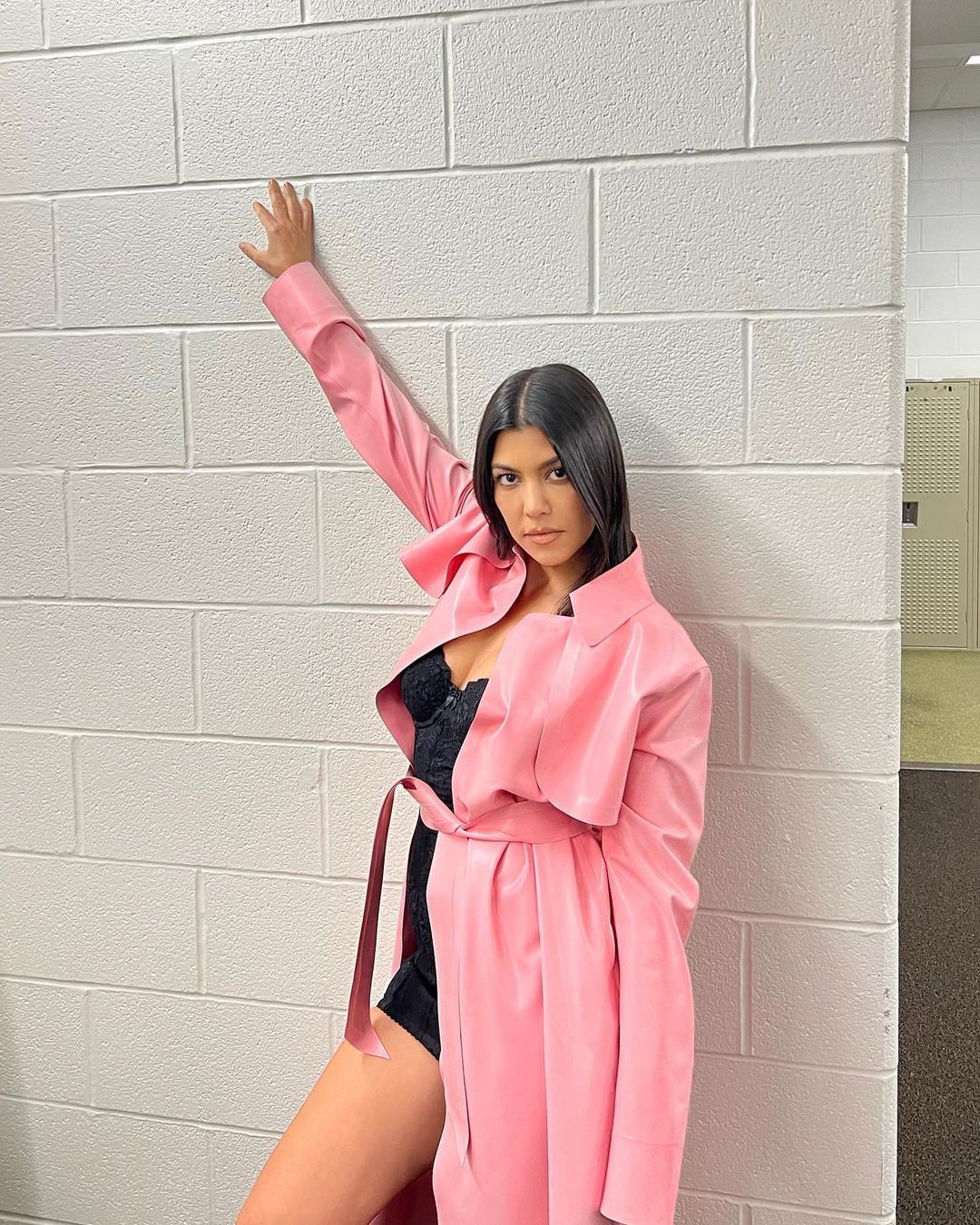 Kourtney kardashian pink outlet blazer dress