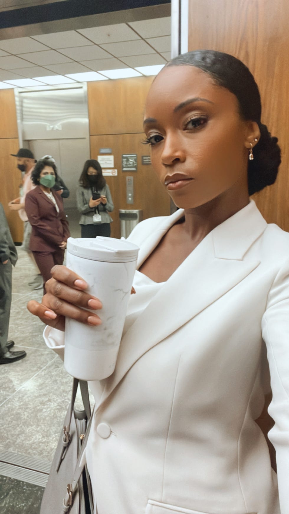 lincoln lawyer netflix yaya dacosta set photos