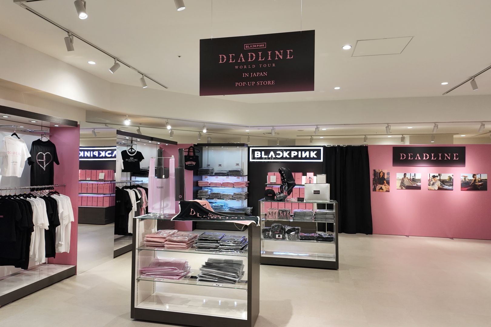 BLACKPINK - BLACKPINK POPUP STORE フォトフレーム ② BLACKPINK Store in Times Square with Merch and Collectibles