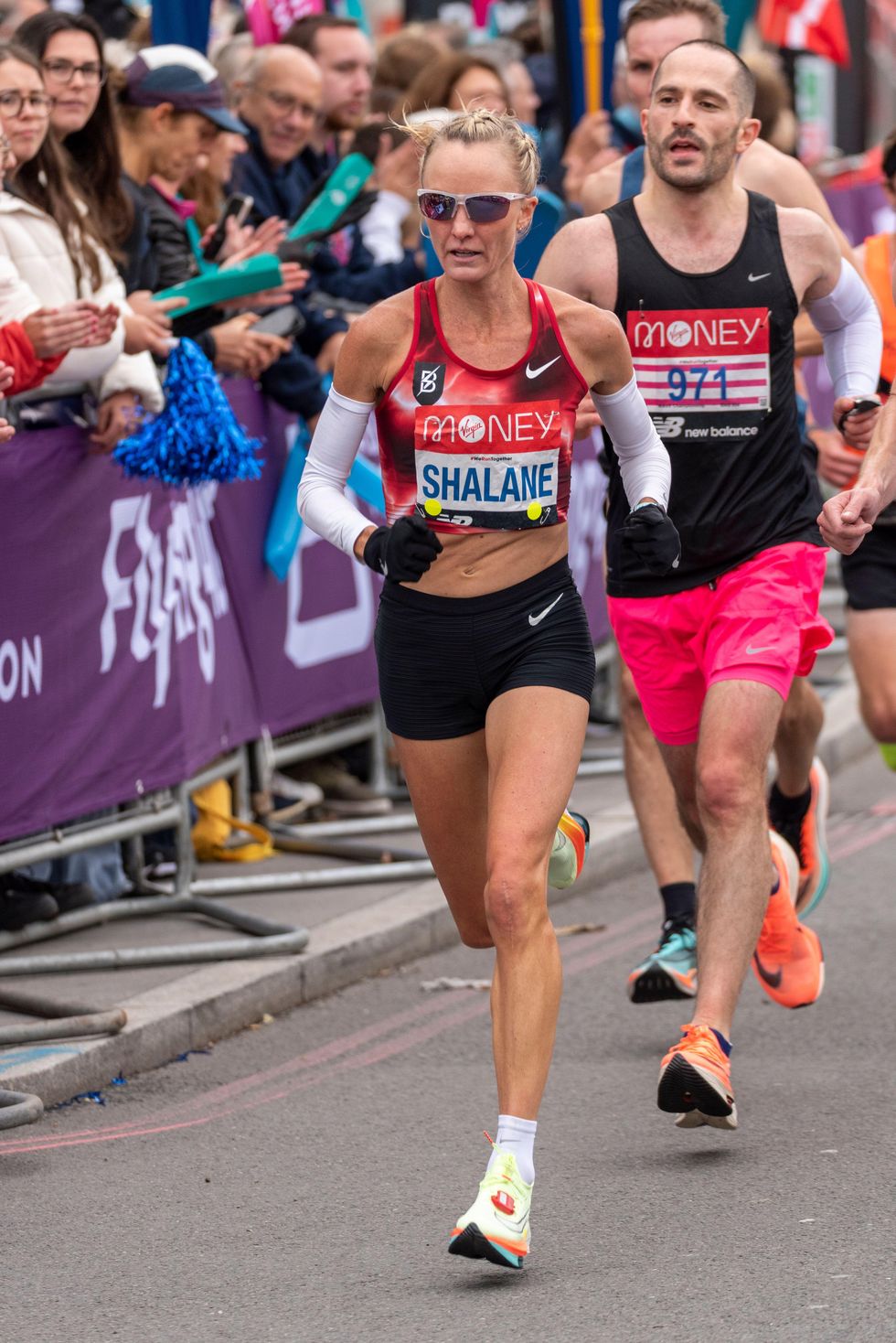 shalane flanagan racing in the virgin money london marathon 2021, in tower hill, london, uk