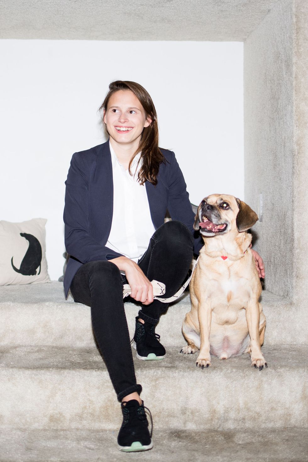 Entrepreneur launches online fashion line for dogs