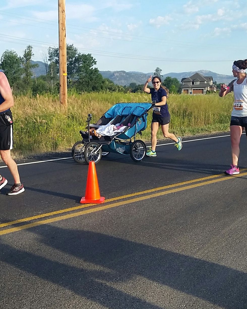 Asphalt, Recreation, Endurance sports, Vehicle, Road, Sports, Lane, Running, Individual sports, Duathlon, 