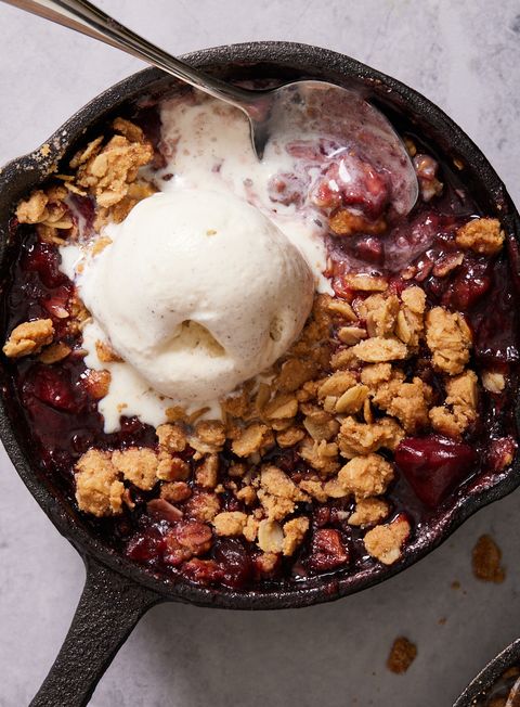 peanut butter and strawberry crisp
