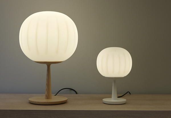 Wood, Product, Hardwood, Still life photography, Lighting accessory, Plywood, Beige, Lampshade, Material property, Design, 