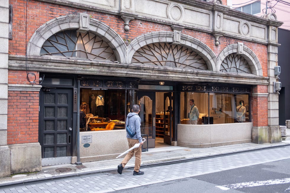 2s64jk9 marcourt sanjoten fashion store in kyoto japan