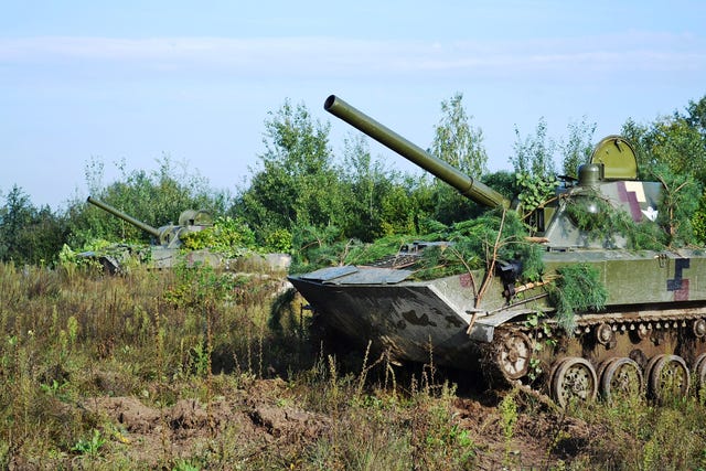 Russia’s 2S31 Vena Armored Gun-Mortar Debuts in Combat in Ukraine