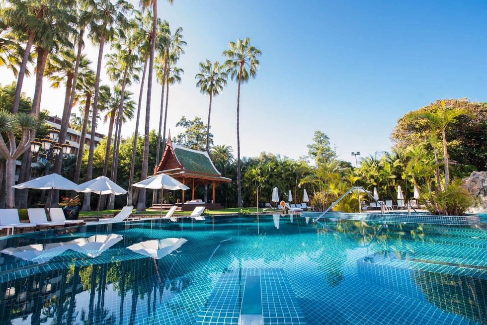 piscina hotel botánico the oriental spa garden