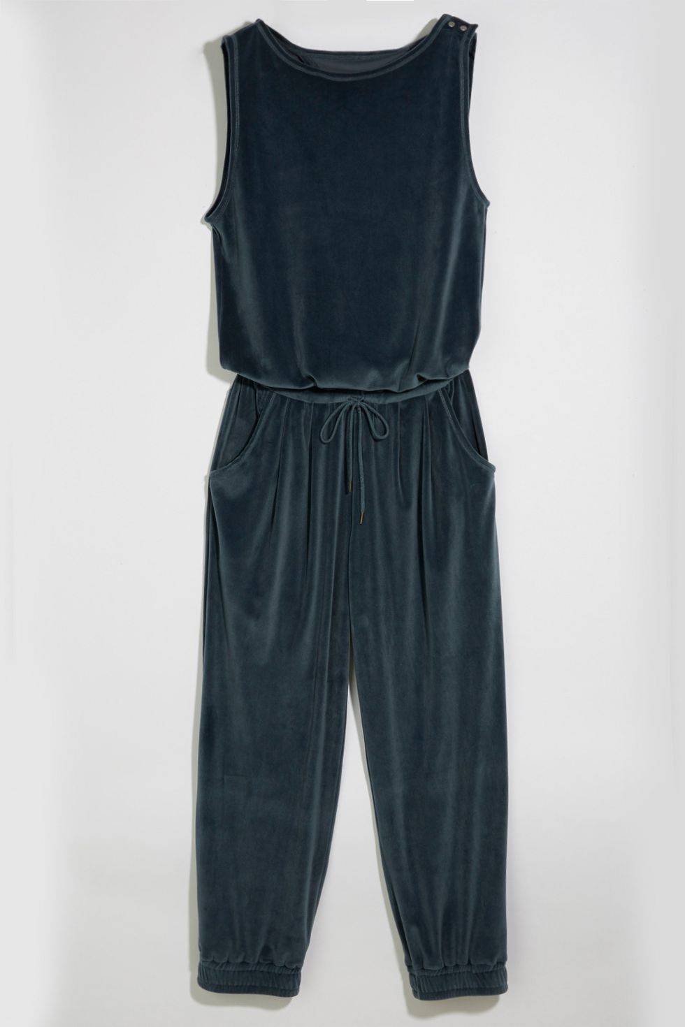 Clothing, Black, One-piece garment, Overall, Dress, Trousers, Sleeve, Denim, 