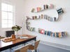 Bookworm, la libreria flessibile di Ron Arad per Kartell