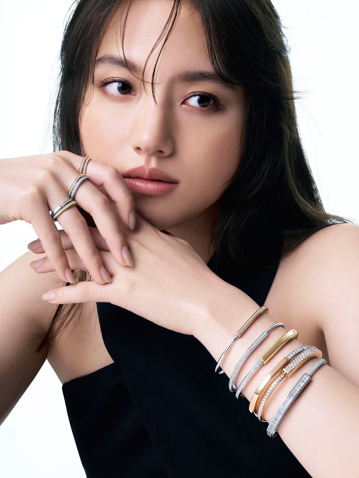 ティファニー♡様 清原果耶さんがまとうティファニーのアイコンジュエリー
