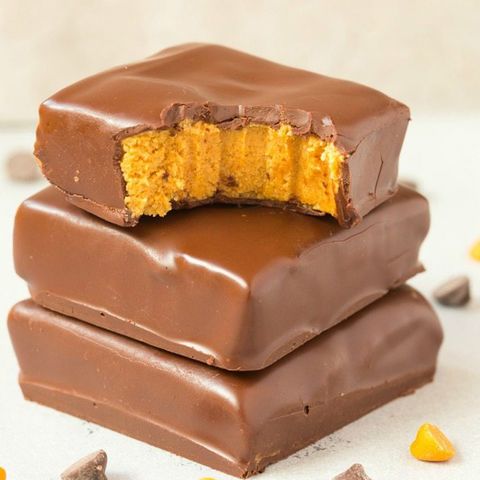 no-bake peanut butter protein bars