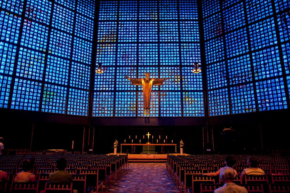 De gebrandschilderde ramen van de KaiserWilhelm Gedchtniskirche