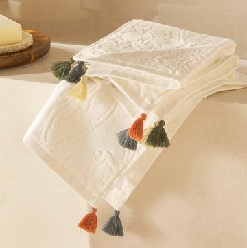 3 toallas de algodón con jacquard de flores y pompones multicolor en su extremo