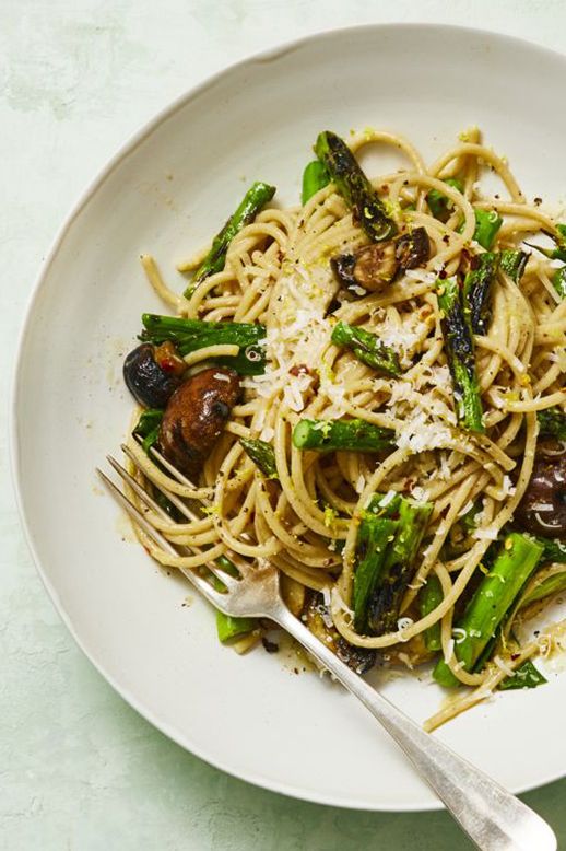 30 minute dinners whole wheat spaghetti with grilled asparagus and scallions